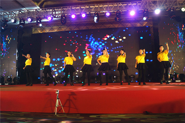 ag庄闲生物召开2018年度表扬奖励大会暨2019年度事情妄想大会 ag庄闲生物召开2018年度表扬奖励大会暨2019年度事情妄想大会